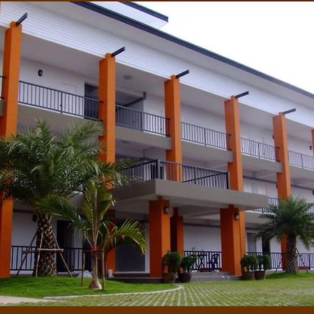 מלון Nakhonratchasima Granny House מראה חיצוני תמונה