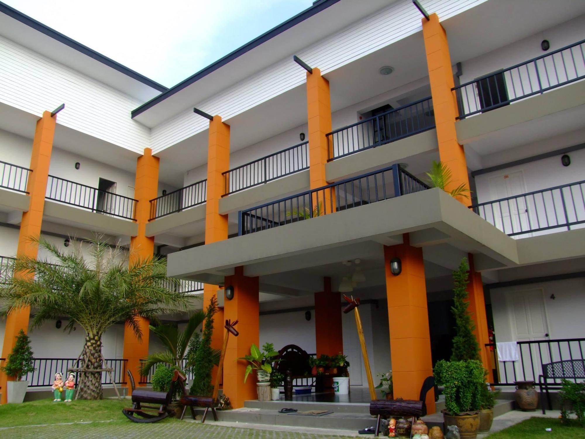 מלון Nakhonratchasima Granny House מראה חיצוני תמונה